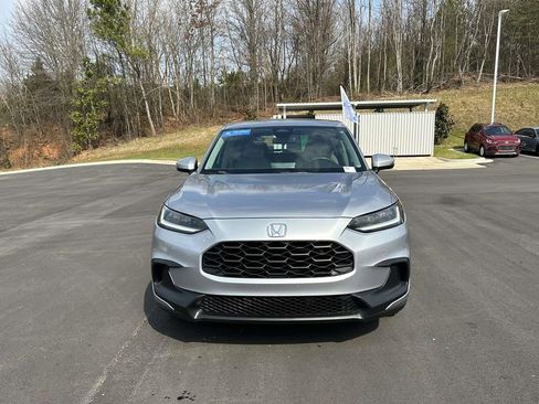 Certified 2023 Honda HR-V LX image 2