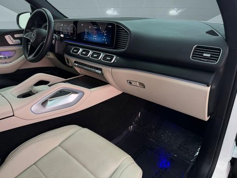 Used 2025 Mercedes-Benz GLE 450 4MATIC image 22