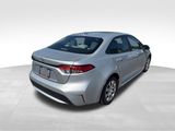 Used 2022 Toyota Corolla LE image 5