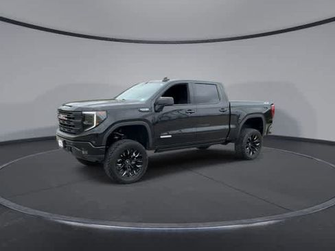 Used 2024 GMC Sierra 1500 Elevation AWD/4WD image 4