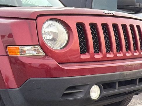 Used 2016 Jeep Patriot Sport w/ Power Value Group image 13