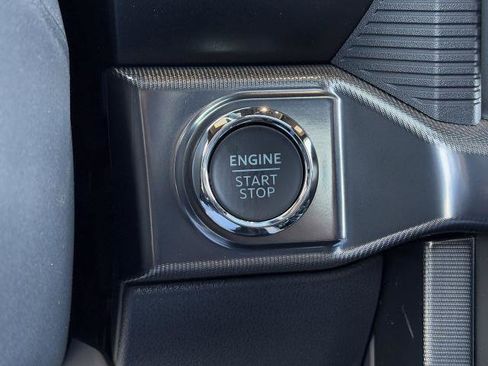 New 2025 Ford F150 Platinum w/ Equipment Group 702A High image 16