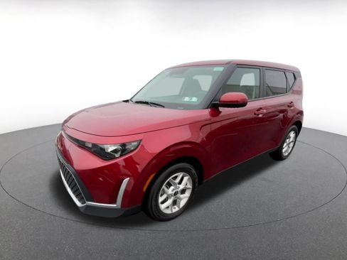 Used 2025 Kia Soul LX w/ LX Technology Package image 8