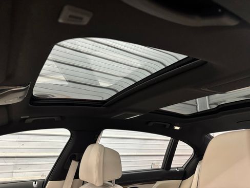 Used 2019 BMW 750i xDrive w/ Executive Package AWD/4WD image 22