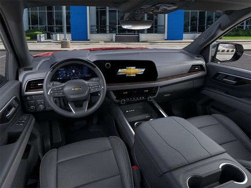 New 2026 Chevrolet Suburban Premier image 15