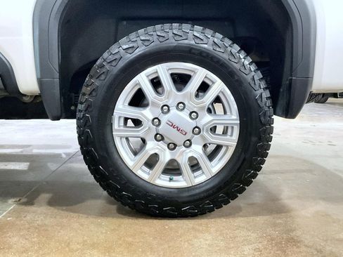 Used 2024 GMC Sierra 2500 SLT w/ SLT Premium Package image 22