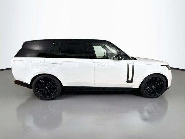 Used 2023 Land Rover Range Rover Long Wheelbase SE AWD/4WD image 8
