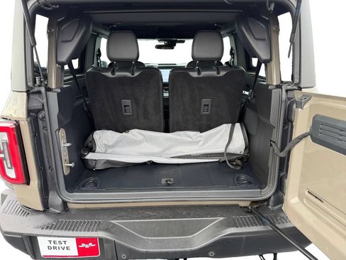 Used 2025 Ford Bronco Badlands w/ Sasquatch Package AWD/4WD image 19