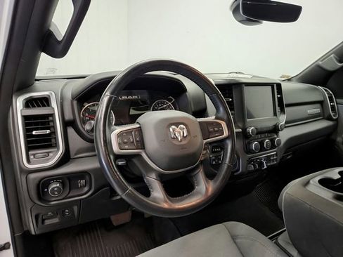 Used 2022 RAM 1500 Big Horn AWD/4WD image 17