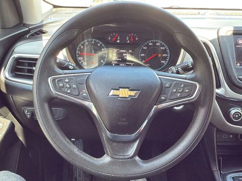 Used 2020 Chevrolet Equinox LS w/ LS Convenience Package image 10