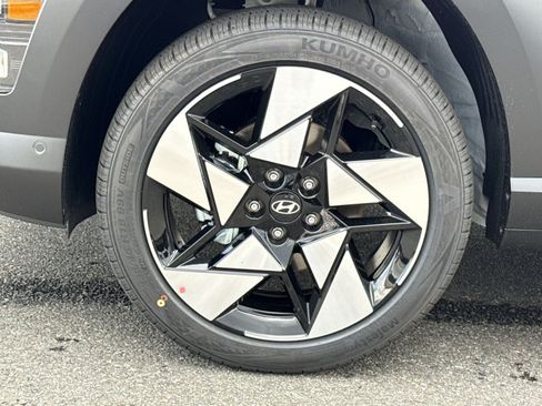 New 2027 Hyundai Kona Limited AWD/4WD image 12