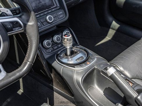 Used 2014 Audi R8 V10 w/ Full Leather Package AWD/4WD image 47