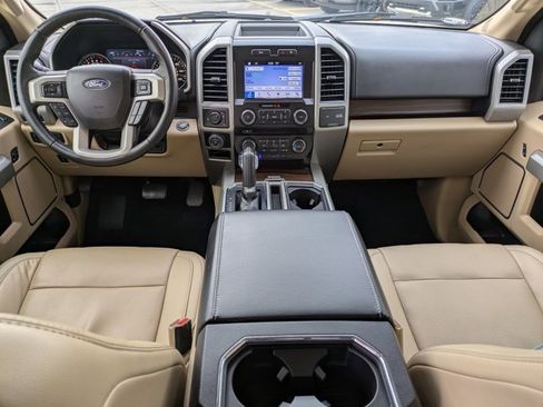 Used 2017 Ford F150 Lariat image 14