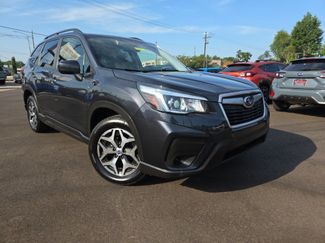 Used 2019 Subaru Forester Premium image 1
