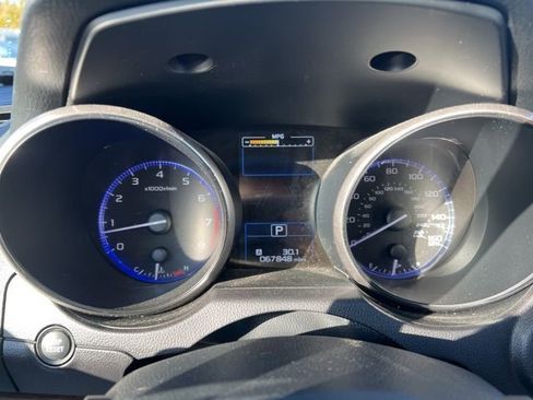 Used 2017 Subaru Outback 3.6R Touring image 13