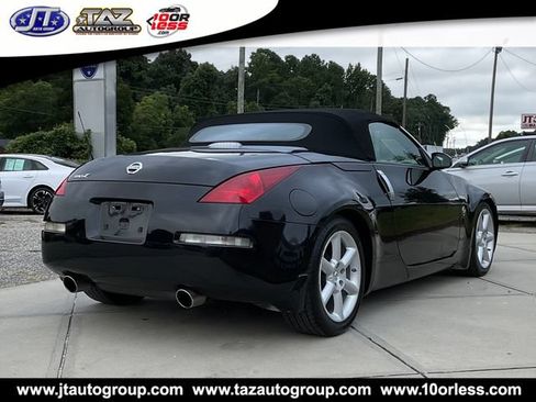 Used 2005 Nissan 350Z Touring RWD image 7