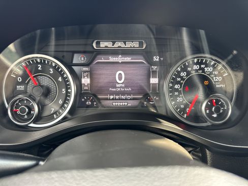 Used 2023 RAM 1500 Laramie image 9