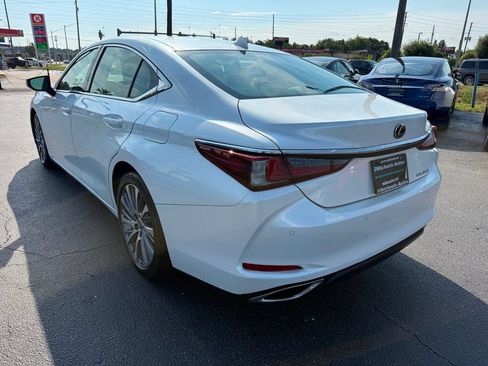 Used 2020 Lexus ES 350 w/ Premium Package FWD image 7
