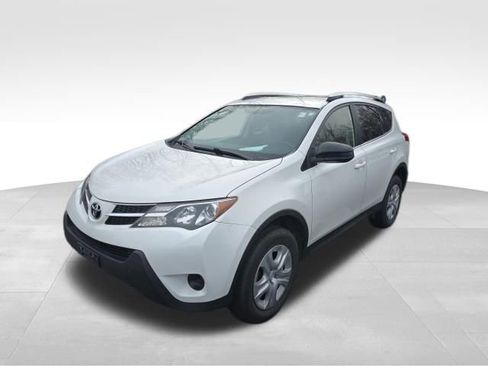 Used 2014 Toyota RAV4 LE image 11