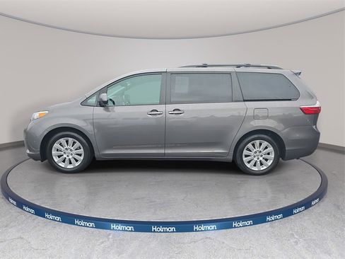 Used 2015 Toyota Sienna XLE Premium image 8
