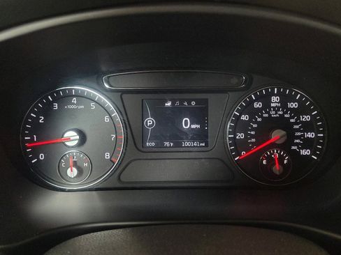 Used 2018 Kia Sorento LX image 23