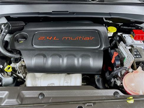 Certified 2022 Jeep Compass Limited image 23