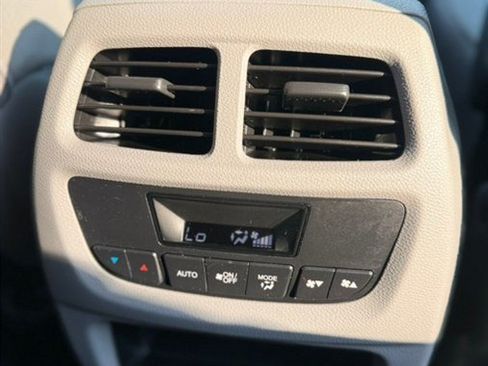 Used 2018 Honda Pilot EX image 23