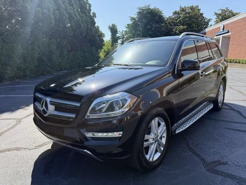Used 2015 Mercedes-Benz GL 450 4MATIC image 1