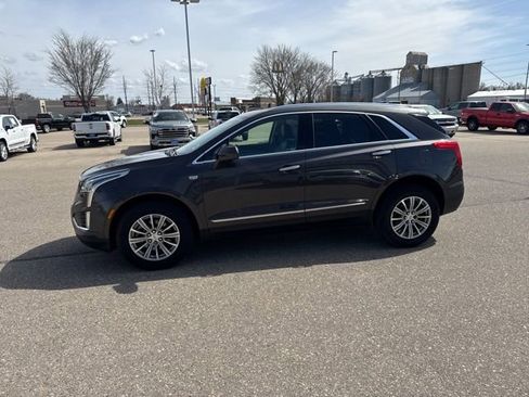 Used 2019 Cadillac XT5 Luxury AWD/4WD image 3