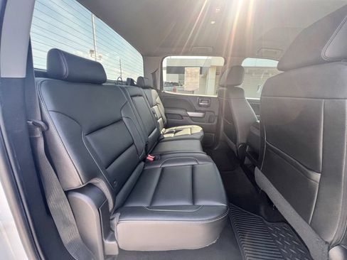 Used 2018 Chevrolet Silverado 1500 LT w/ True North Edition AWD/4WD image 39