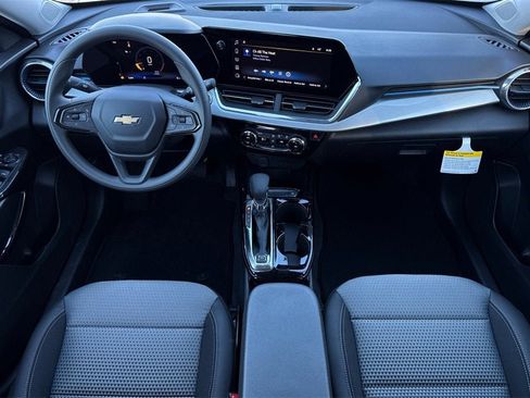 New 2026 Chevrolet Trax LT image 13