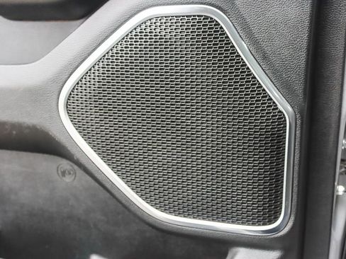 Used 2019 RAM 1500 Laramie image 49