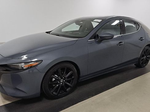 Used 2022 MAZDA MAZDA3 s FWD image 1