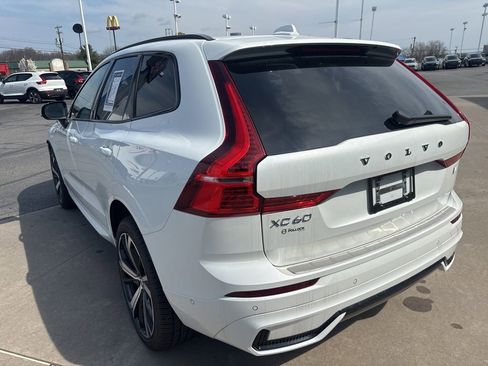 Certified 2024 Volvo XC60 T8 Ultimate w/ Protection Package Premier AWD/4WD image 8