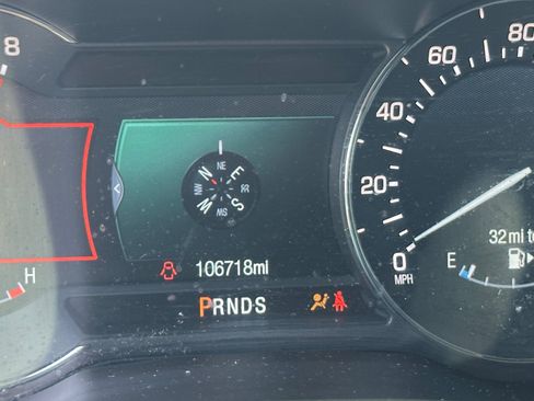 Used 2015 Lincoln MKC FWD w/ Equipment Group 102A Reserve image 2