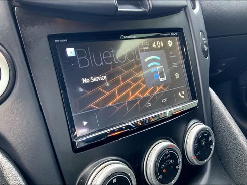 Used 2016 Nissan 370Z Sport image 31