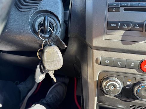 Used 2014 Chevrolet Captiva Sport LT image 24