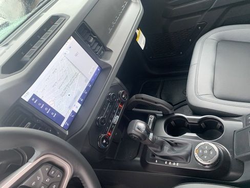 Used 2024 Ford Bronco Big Bend w/ Sasquatch Package image 15