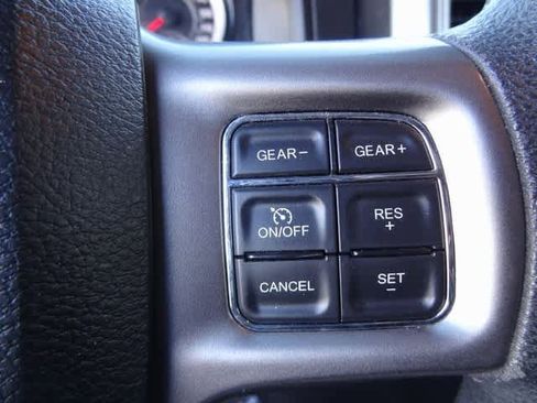 Used 2022 RAM 1500 Classic SLT image 17