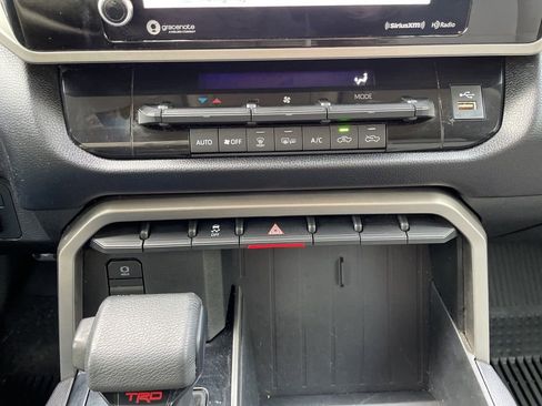 Used 2022 Toyota Tundra SR5 image 22