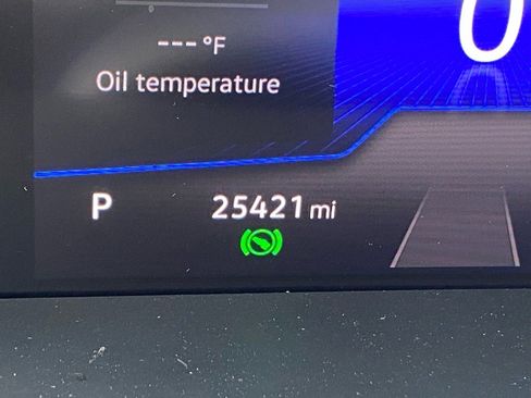 Certified 2024 Volkswagen Tiguan S image 10