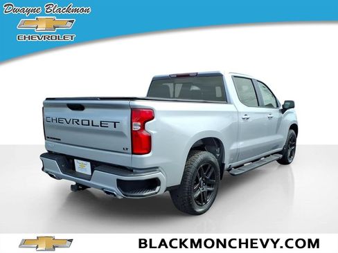 Used 2022 Chevrolet Silverado 1500 RST w/ Convenience Package II AWD/4WD image 3