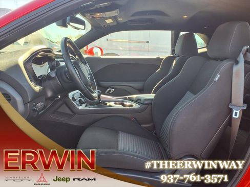 Certified 2022 Dodge Challenger R/T w/ Blacktop Package image 6