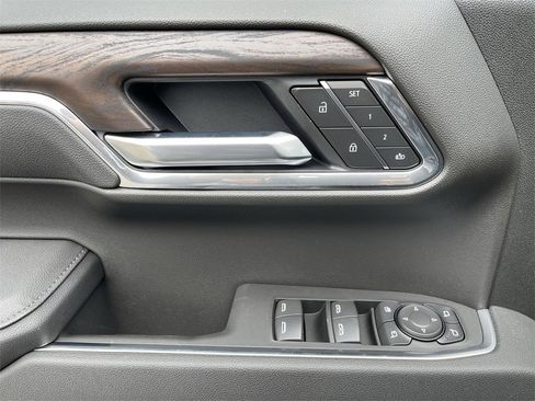 New 2025 GMC Sierra 1500 SLT w/ SLT Premium Plus Package image 24