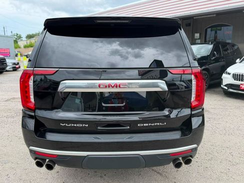Used 2021 GMC Yukon XL Denali w/ Denali Premium Package AWD/4WD image 5