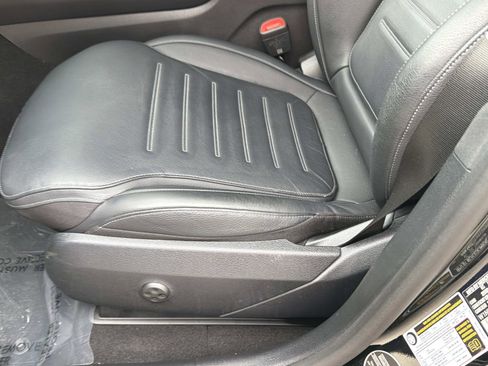 Certified 2024 Mercedes-Benz GLC 43 AMG 4MATIC image 17
