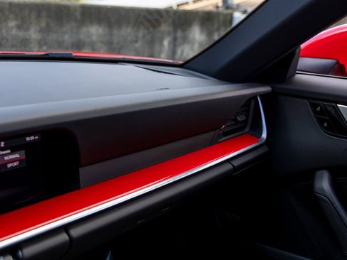 Certified 2020 Porsche 911 Carrera S image 34