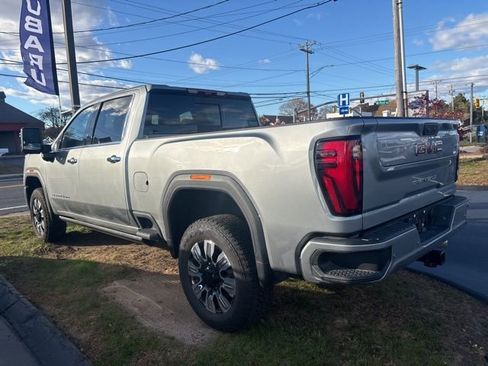 Used 2025 GMC Sierra 2500 Denali w/ Denali Reserve Package image 5