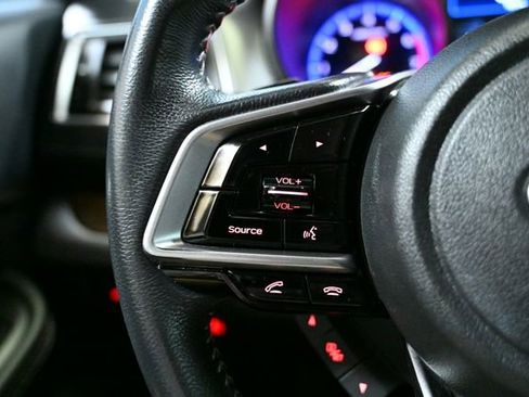 Used 2018 Subaru Outback 2.5i Limited image 45