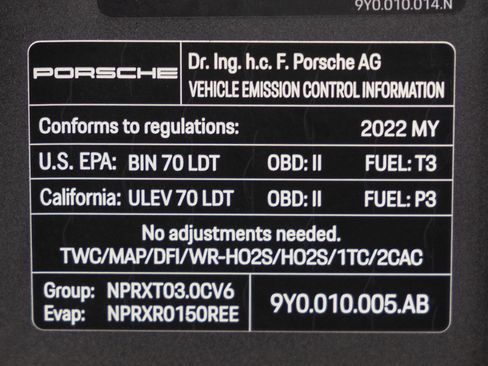 Certified 2022 Porsche Cayenne Coupe AWD/4WD image 39
